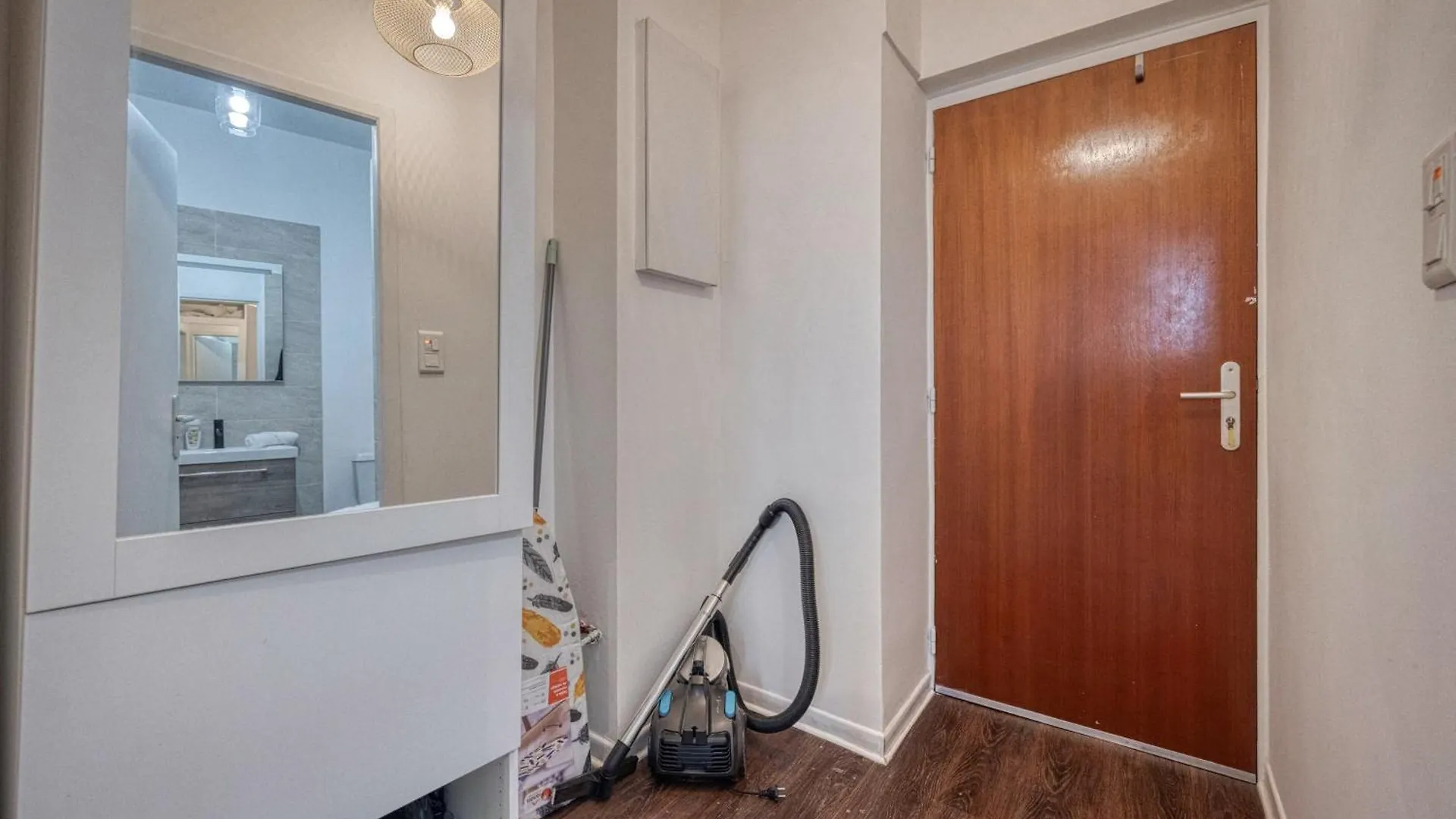Apartment Le Charreton 1 I Ile Verte / Chu De Grenoble